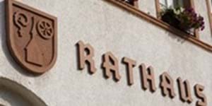 Schriftzug Rathaus